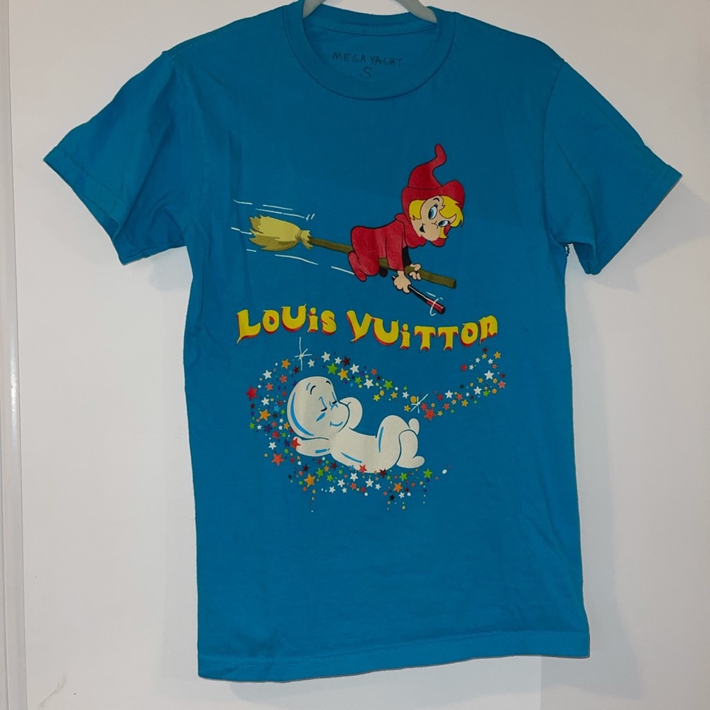 Mega Yacht graphic t shirt, size Small, turquoise blue